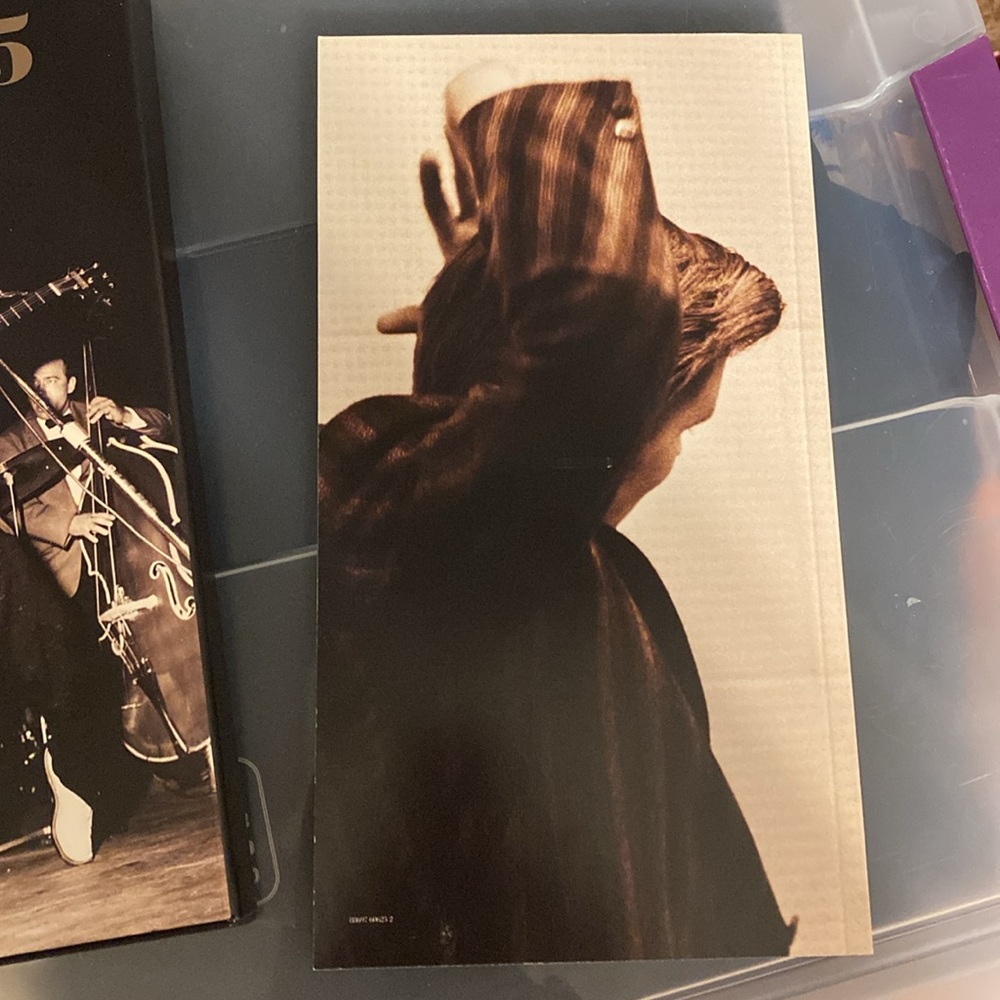 Elvis Presley CD Box Set - Picture 5 of 7